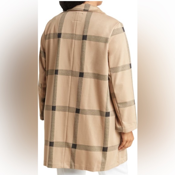 NEW, Sanctuary Catalina Patterned Long Coat in Camel Brown Plaid, Plus Size 1X - Picture 2 of 4